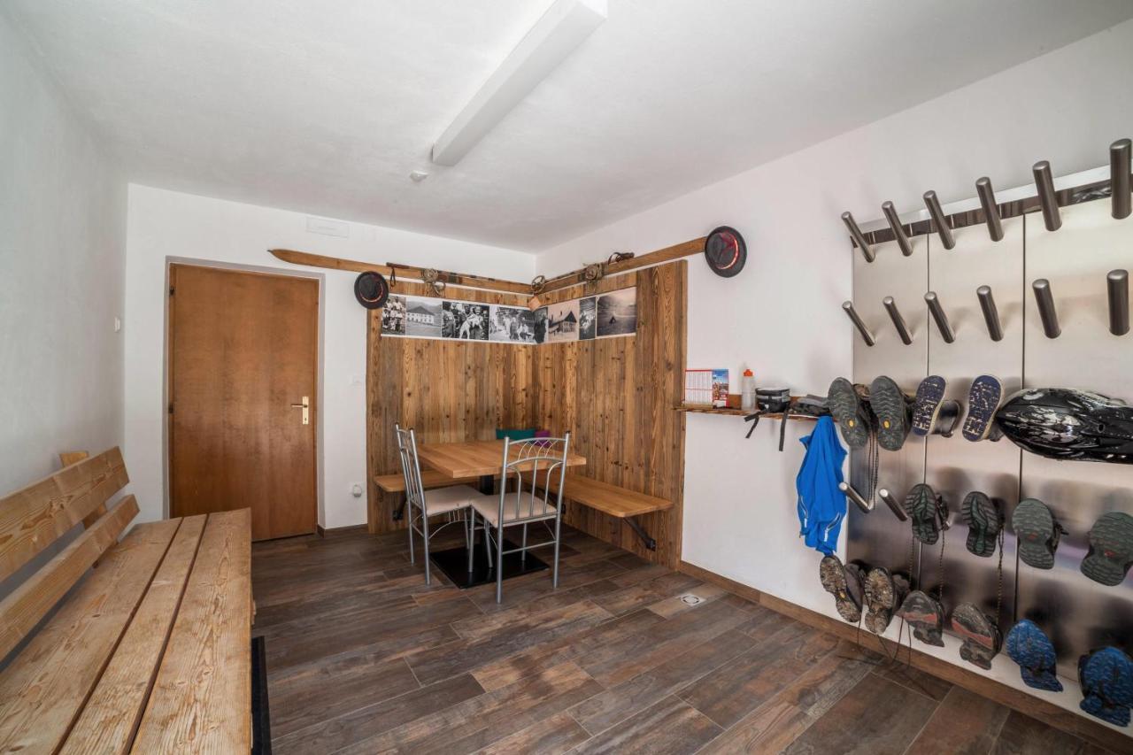 Ferienwohnung Haus Fliri Melago エクステリア 写真