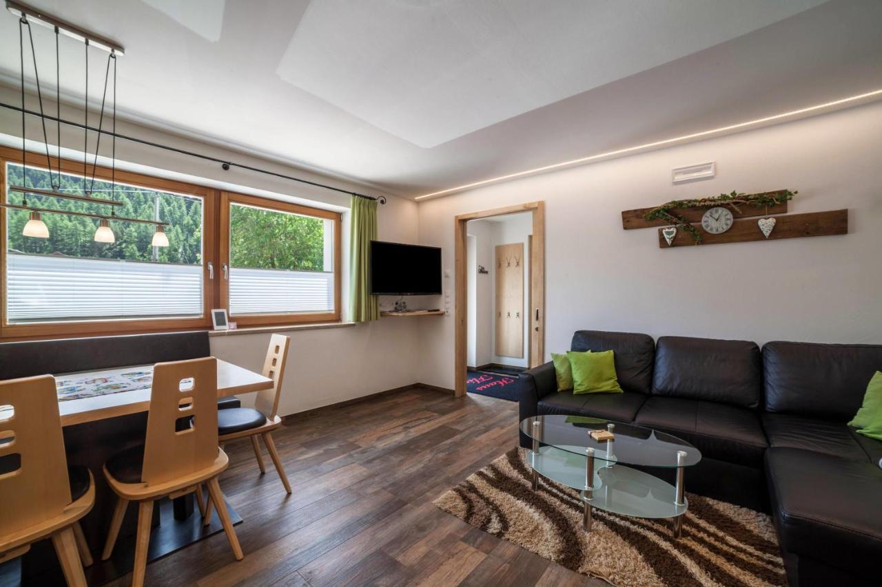 Ferienwohnung Haus Fliri Melago エクステリア 写真
